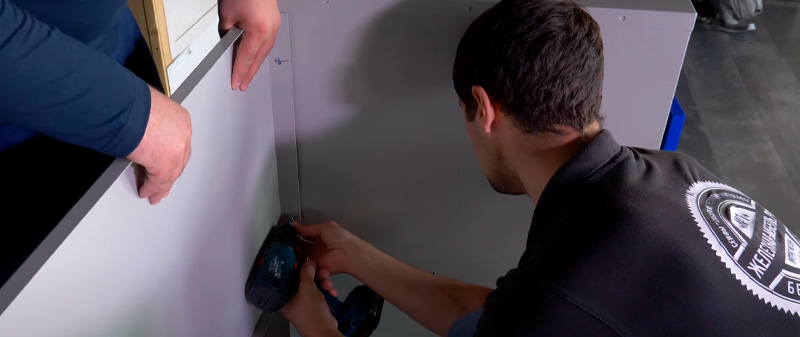 Сборка и монтаж металлической мебели